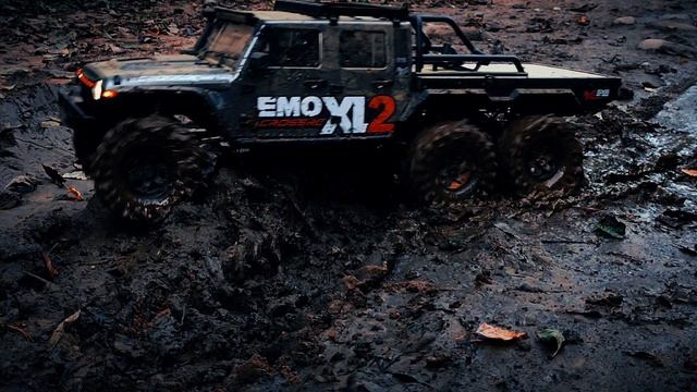 Грязная осенняя поездка радиоуправляемые приключения на бездорожье Crossrc Big Mustang EMO XL2 1/8