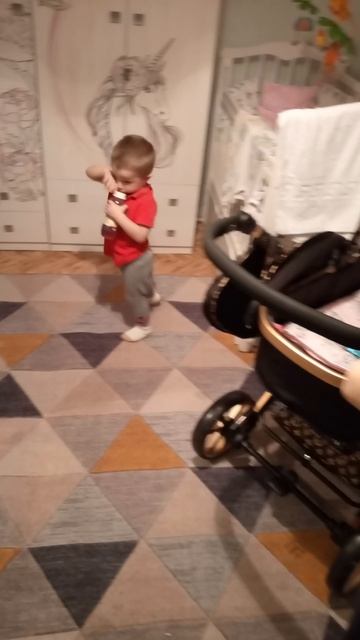 старший брат