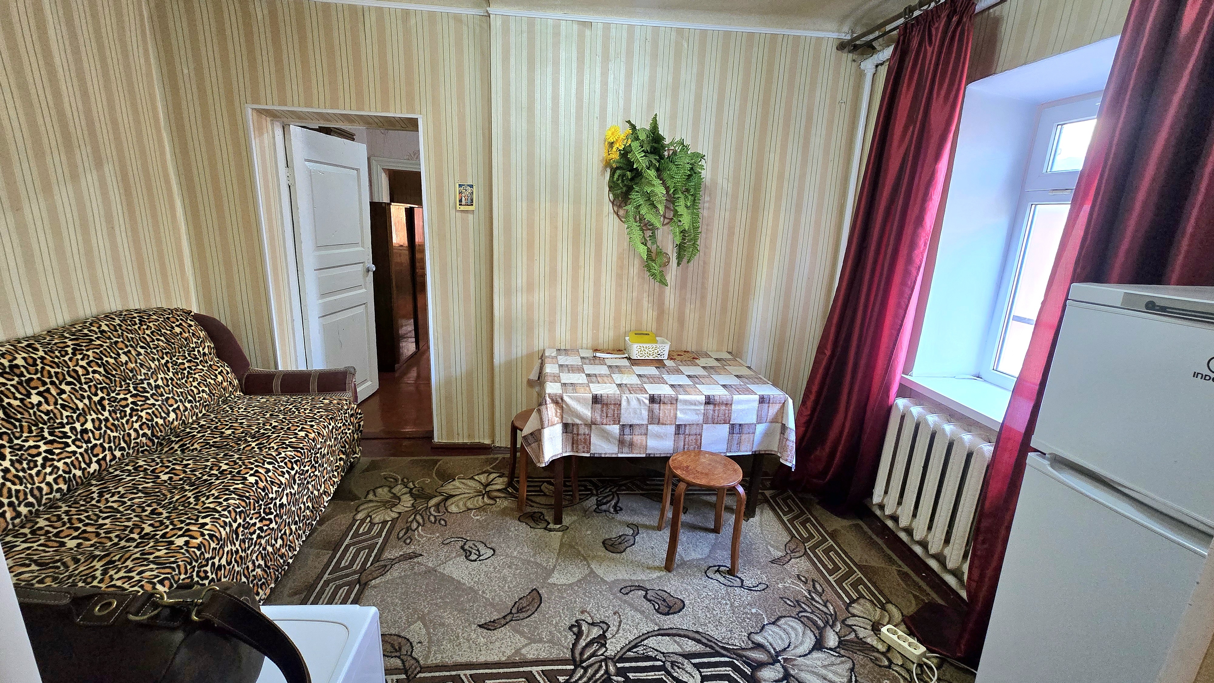 Северо Кавказская 38. Сдается в аренду дом из двух комнат. Всё внутри. 23000руб. т89614390879 Ростов