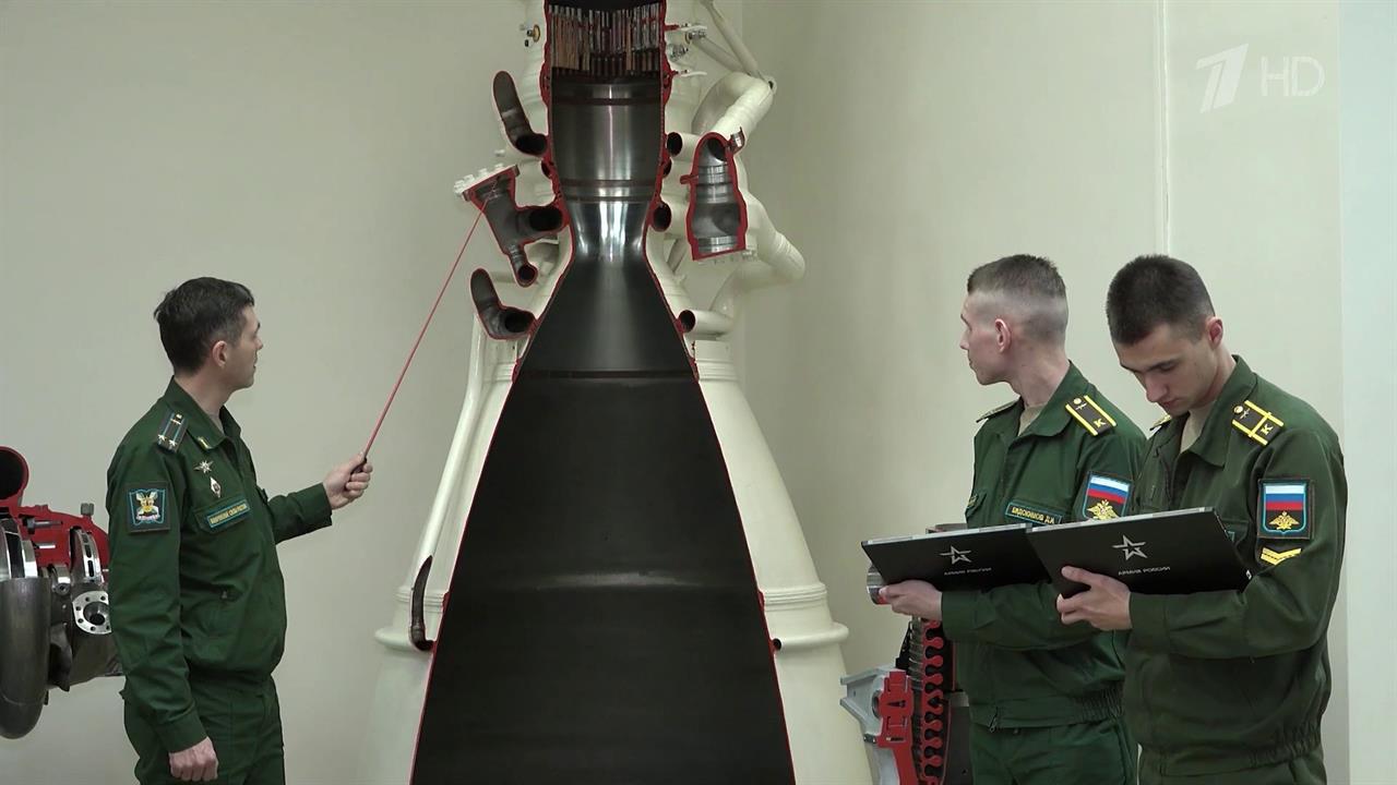 Космические войска России отмечают профессиональный праздник