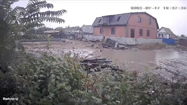 ОБЗОР ВЛОГ  НА ТО КАК МЫ НАБИРАЕМ ВОДУ В 21 ВЕКЕ,КОГДА ВОДЫ НЕТ ВОДОПРОВОДНОЙ ,А ПРИВОЗНАЯ /ДОРОГИ