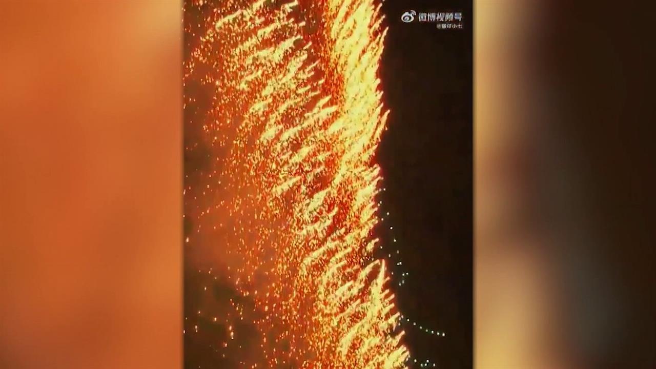 В Китае шоу дронов едва не закончилось трагедией