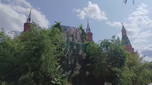 Субтропический парк у Кремля