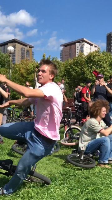Опасный трюк на БМХ 🚲