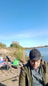 Обрыбился, поймал ЛЕЩА.