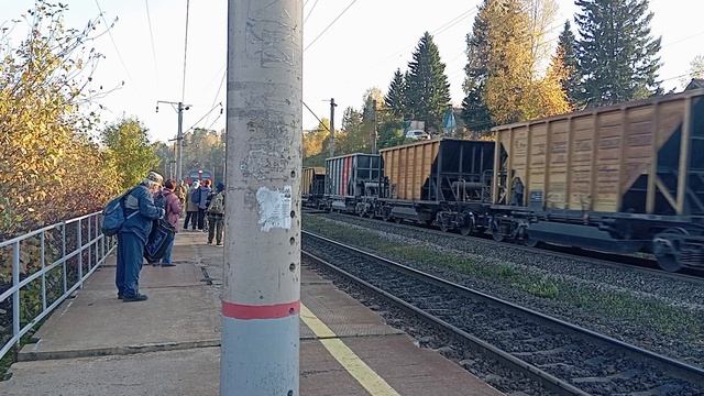 ВЛ80р с хозяйственым поехдом