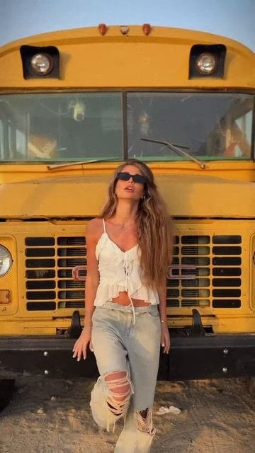 Из-за чувств я к тебе все забываю 💛
