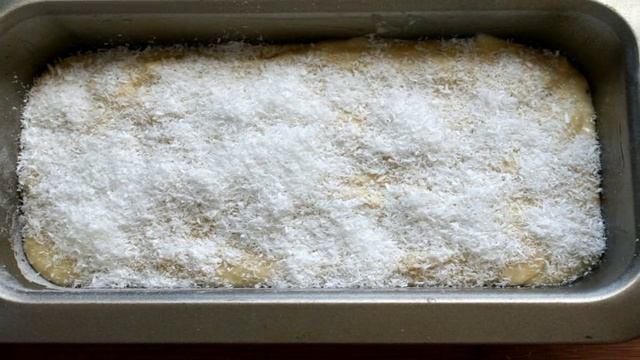 Кекс банановый с кокосовой карамелью