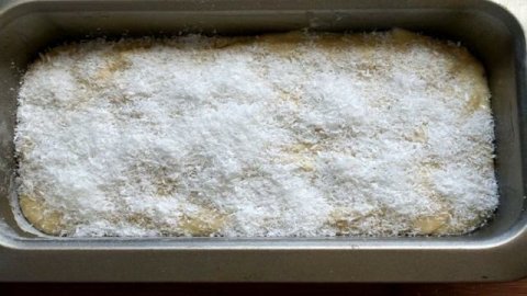 Кекс банановый с кокосовой карамелью