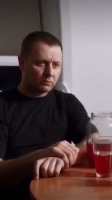 Вадик подарил машину Карпову