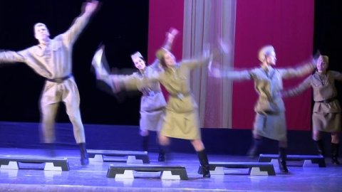 2025-10-АтомТВ-Железногорск-Фитнес-фестивальДеньЧемпионовОсеньВКроссовках