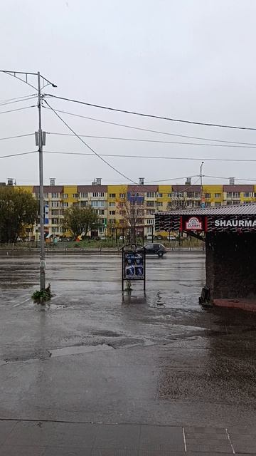 5ое Октября , Петропавловск - Камчатский , снег идёт
