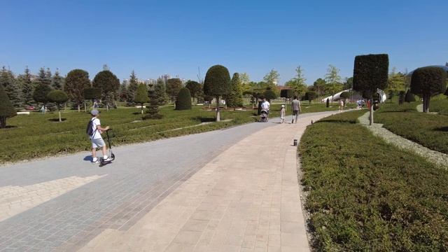 Прогулка Парк Галицкого 2025