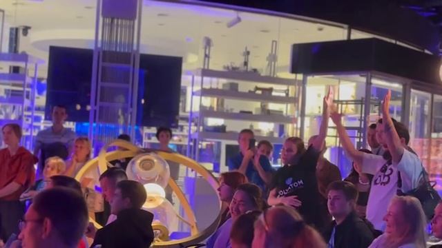 Платформа современного танца берег / FESTTECH Фестиваль МФТИ про науку, технологии и юмор