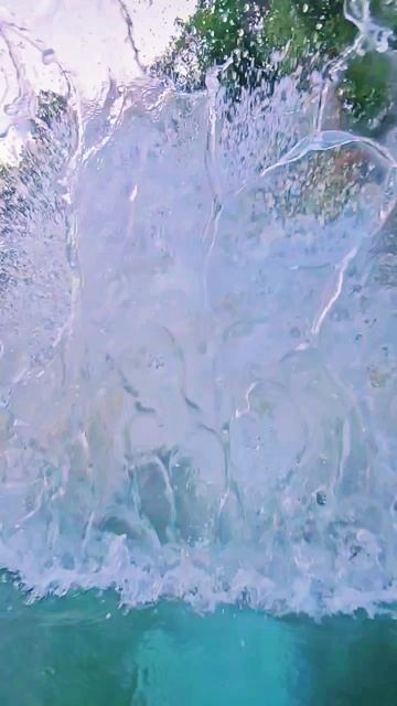 Тренировка с друзьями: ветер, горная вода +16°!
❄️ Бодрость и сила 💪