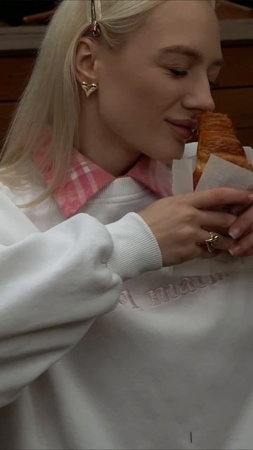 Живите эту лучшую жизнь и подписывайтесь на меня 🩶