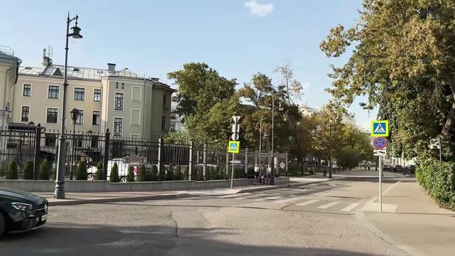 🚶♂️ Подглядываем за Москвой: Улицы центра, девушки и городской вайб! 🌆✨