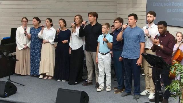 У Иисуса стол накрыт