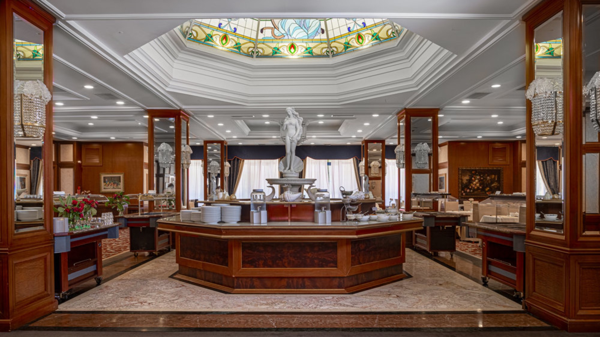 Завтрак санаторий Одиссея Wellness Resort