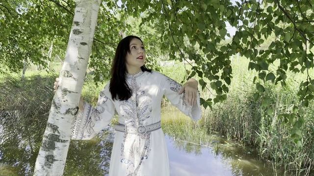 Золотая Рожь (caver)
Оригинальные исполнили песни «Тайпан» и MorozKA