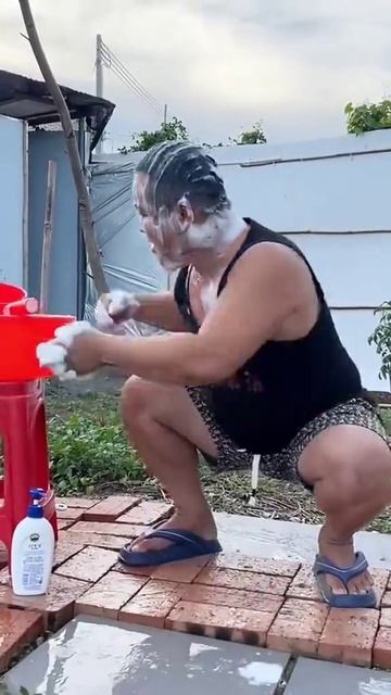 1000103771.mp4