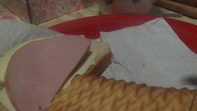 МУКБАНГ  Ужин и Беседа о монетизации     ПОДПИШИСЬ