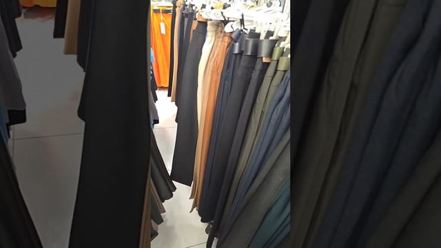 офисные брюки  женские оптом по низким ценам