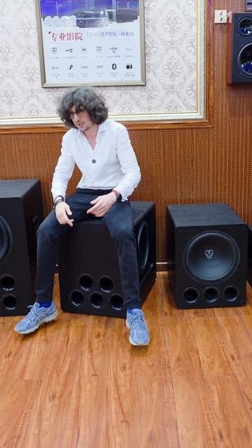 Какой сабвуфер лучше? Тысячи ватт 🔊