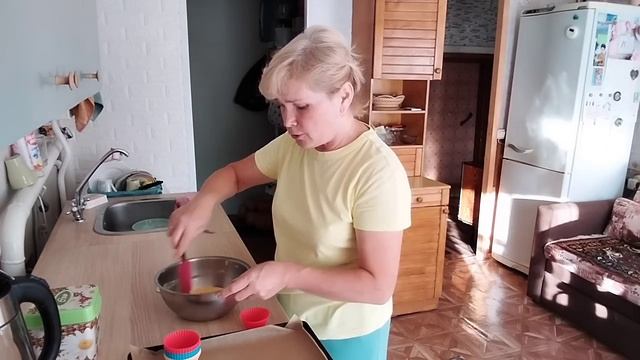 ЖИЗНЬ В ДЕРЕВНЕ//В сезон всегда готовлю//Вкусные Кексы к чаю//