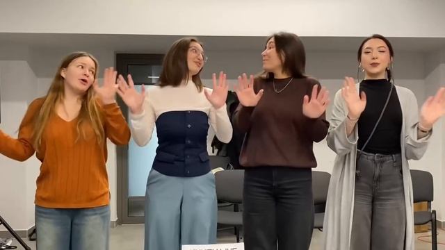 Энергетику утра ловим с нашим вокальным ансамблем «Банджо»