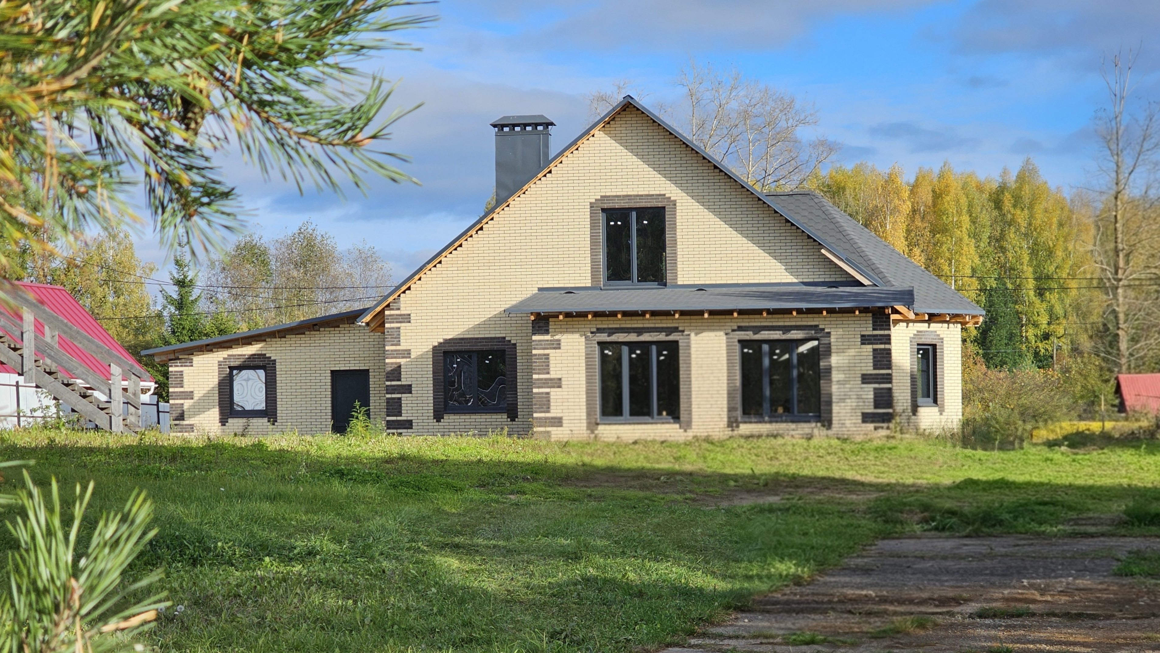 В ПРОДАЖЕ ЭЛИТНЫЙ  КОТТЕДЖ ГОРОД КИРОВ