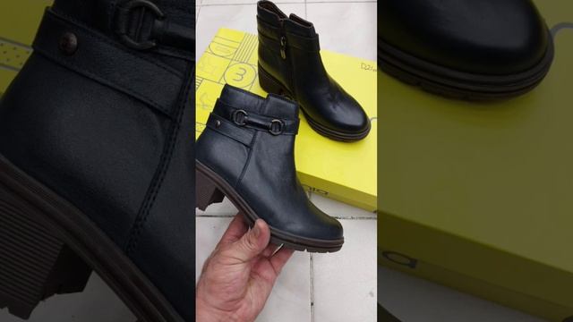 Wholesale Shoes Supplier | Premium Leather Collection 2025