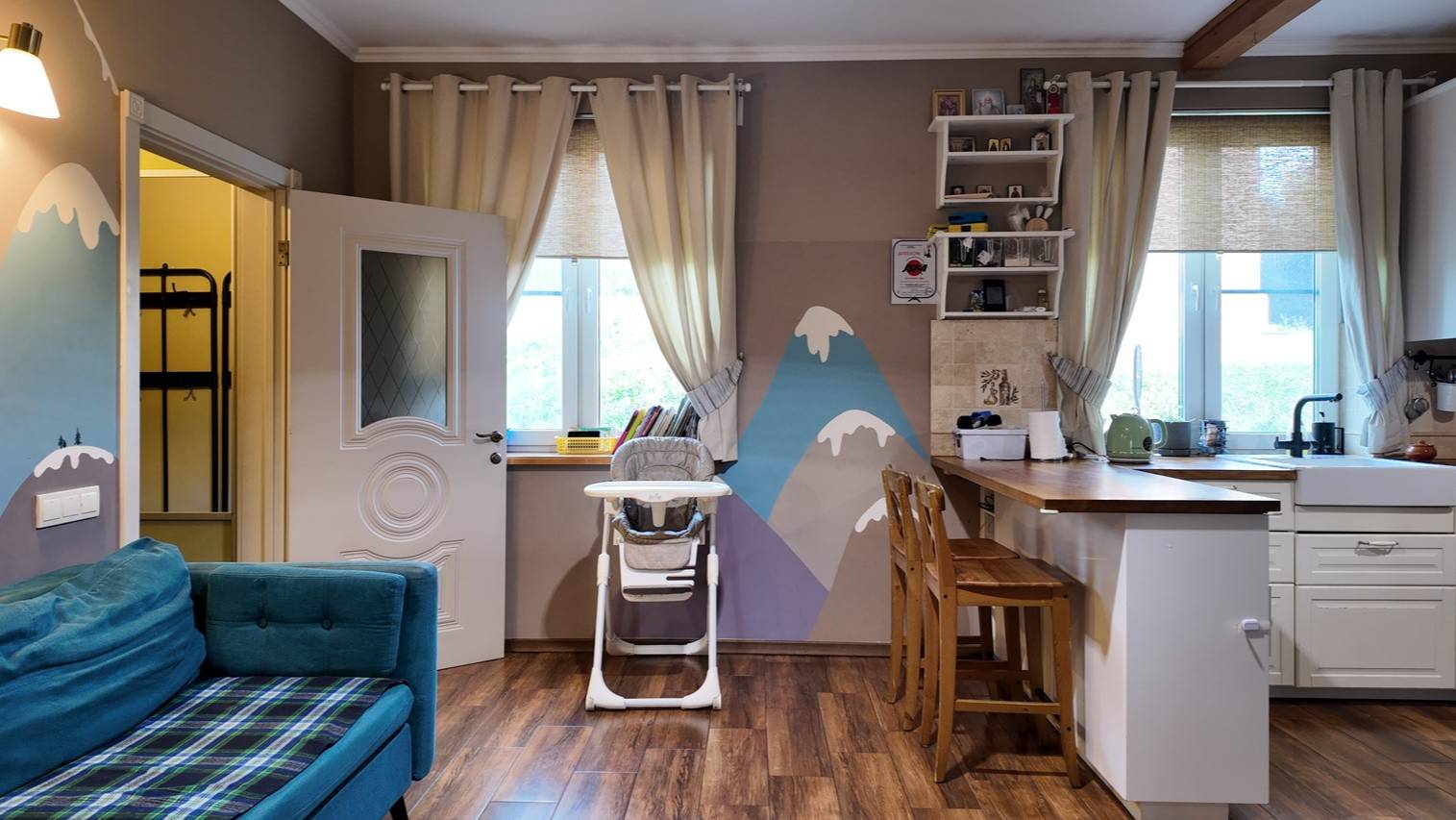 Дом с крытой террасой в 17 км от Санкт-Петербурга