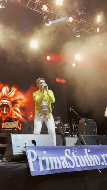 10 We are the Champions - 3