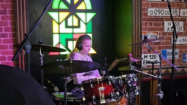 Dram karaoke 05.10.25 Dram family 5 лет
Сотникова -Улетай на крыльях ветра