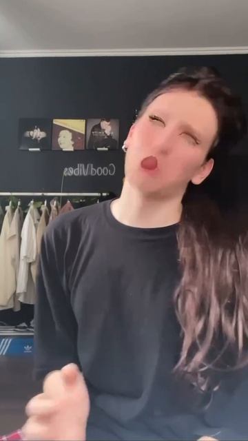 Я, когда пришла повестка 😂