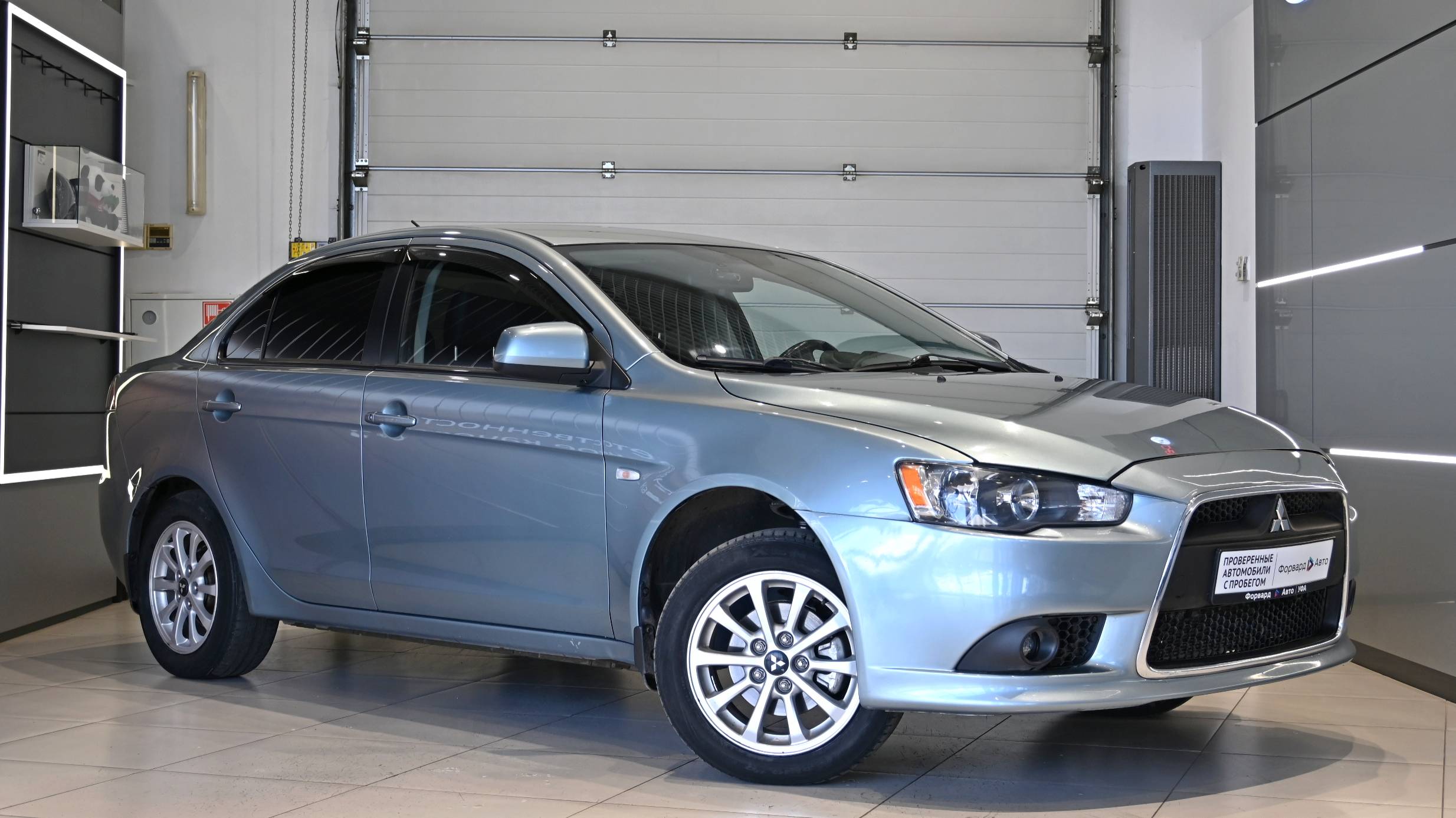Mitsubishi Lancer '2011 5012