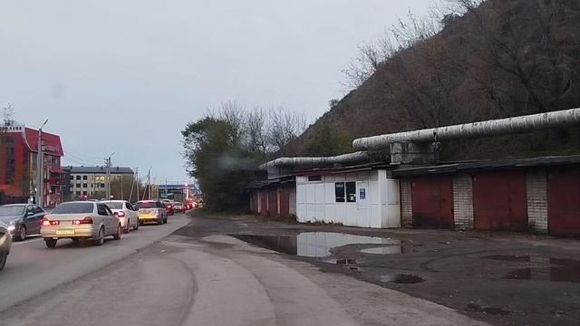 Бензин дорожает каждый день/ Еще и погода не радует