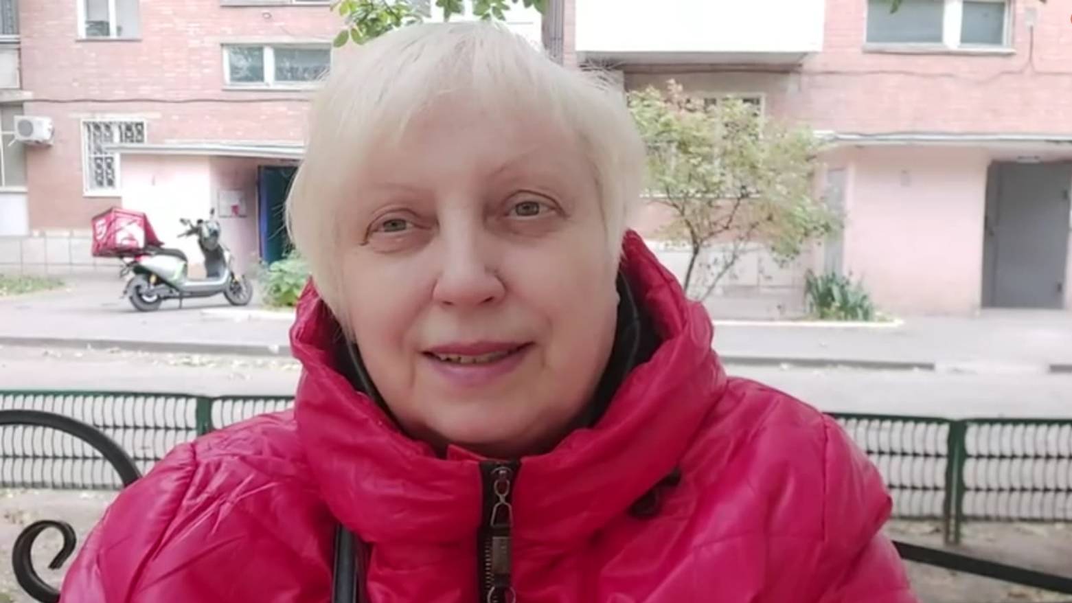 И ПРОГУЛЯЛАСЬ, И ПОВЯЗАЛА,И С ВАМИ ПООБЩАЛАСЬ