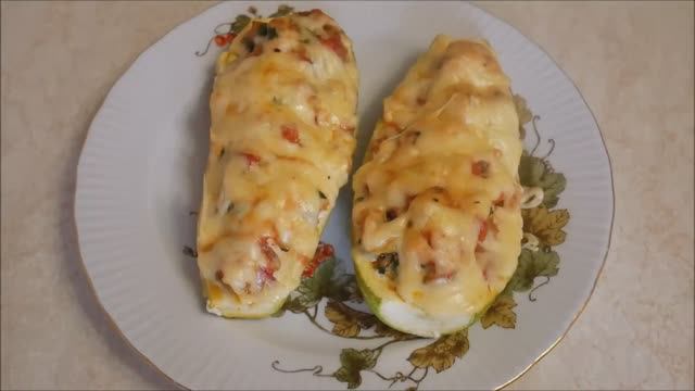 Незабываемые КАБАЧКИ фаршированные курицей ЛОДОЧКИ