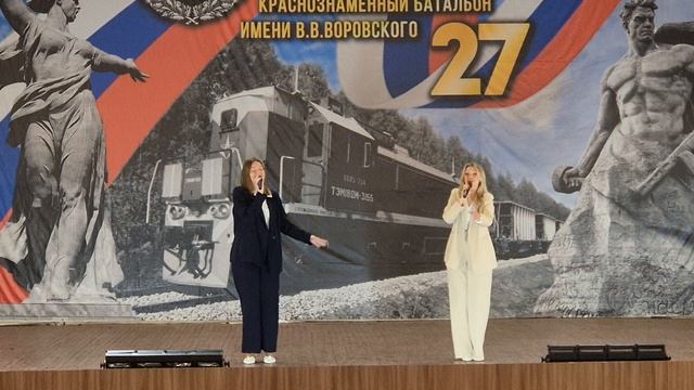 "Вишня" - Елена Безрядина и Анна Егорова.