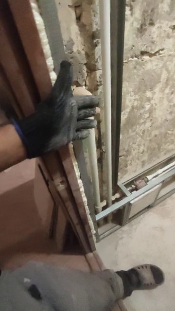 НЕ ЗАКАТЫВАЙ ТРУБЫ В ПЛИТКУ !!! 🥸🤦