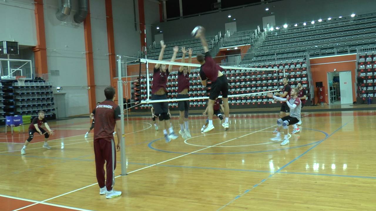 Волейбол. Тренировка ВК Текстильщик Иваново. Двусторонняя игра 10