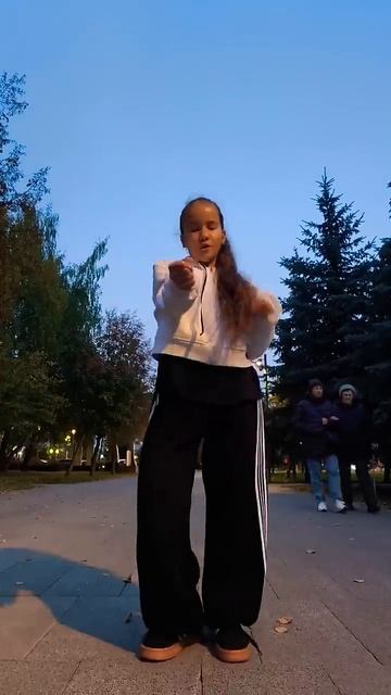 Новый вариант тренда 
#матросоваоля #тренд #танцы #трендытиктока #dance #trend