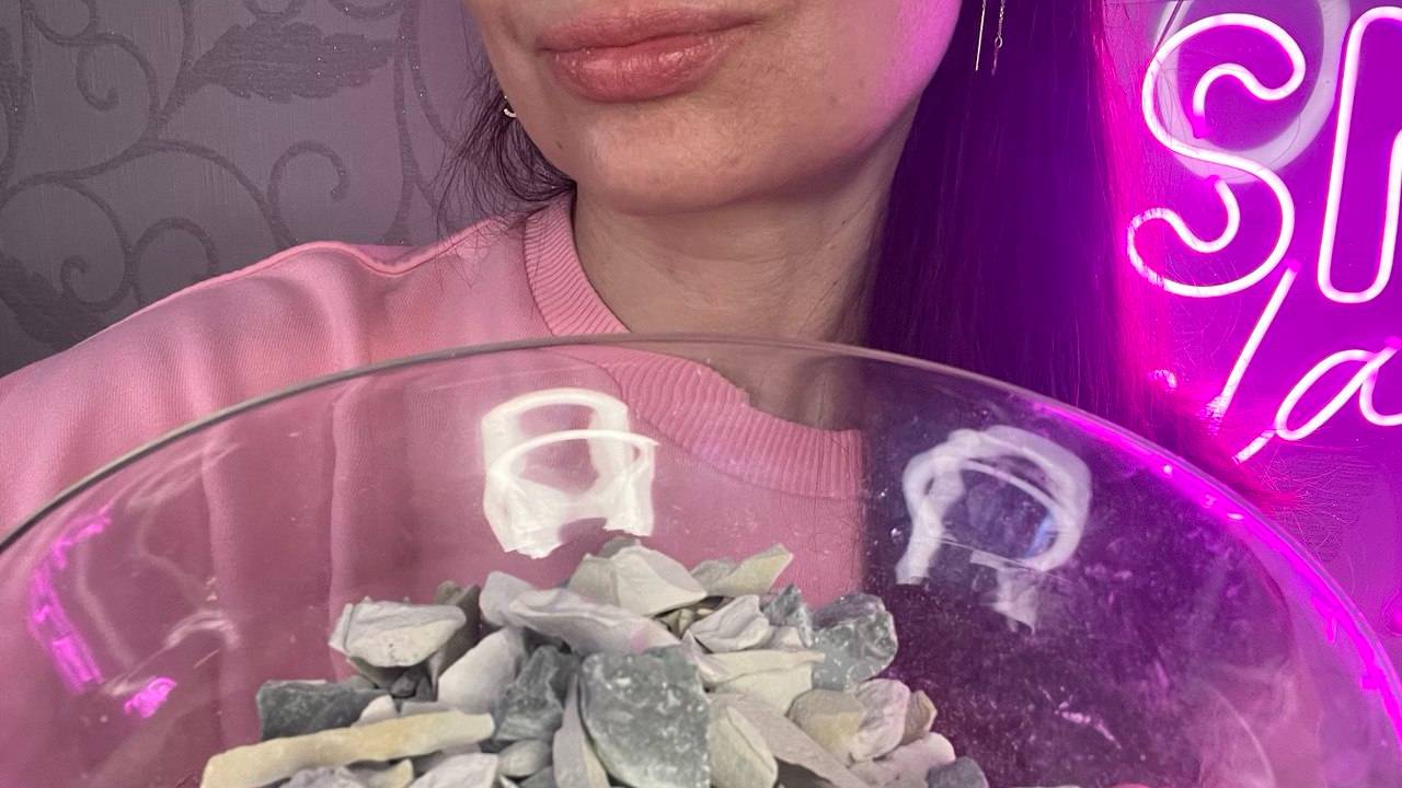 ASMR Crunch Of Chalk&clay_Хрутс крошкой из глин ложкой