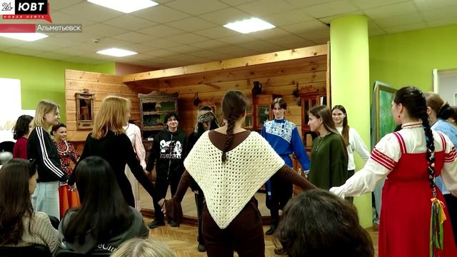 В Альметьевском краеведческом музее состоялся традиционная встреча «Музыка в музее»