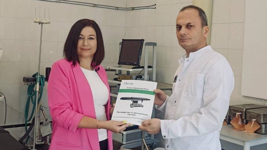 СЭСТ-ЛЮВЭ помогла Грязинской центральной больнице приобрести операционный стол