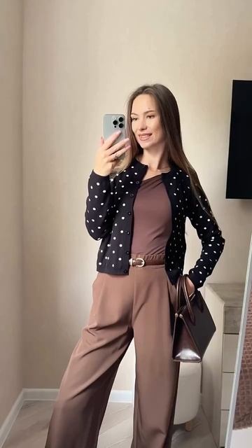 Образы с кардиганом в горошек