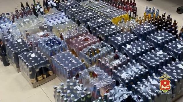 В Хакасии полицейские изъяли 500 литров фальсифицированного спиртного