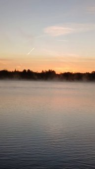 Утренний туман над рекой.